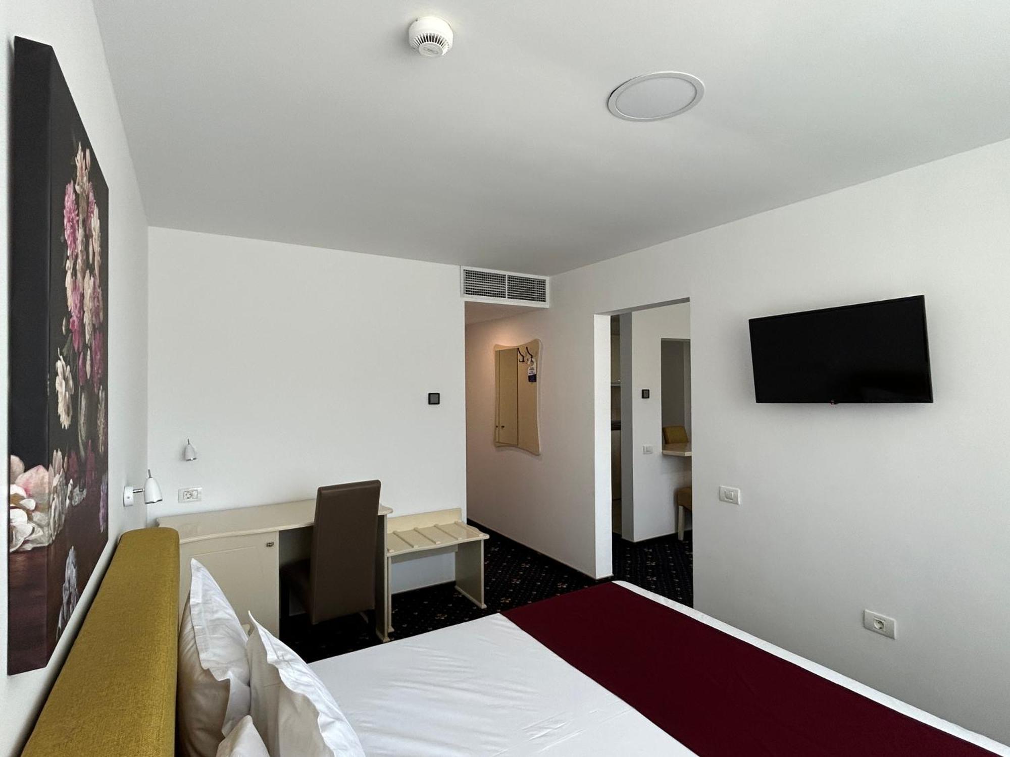 Hotel Agora ネプトゥン エクステリア 写真